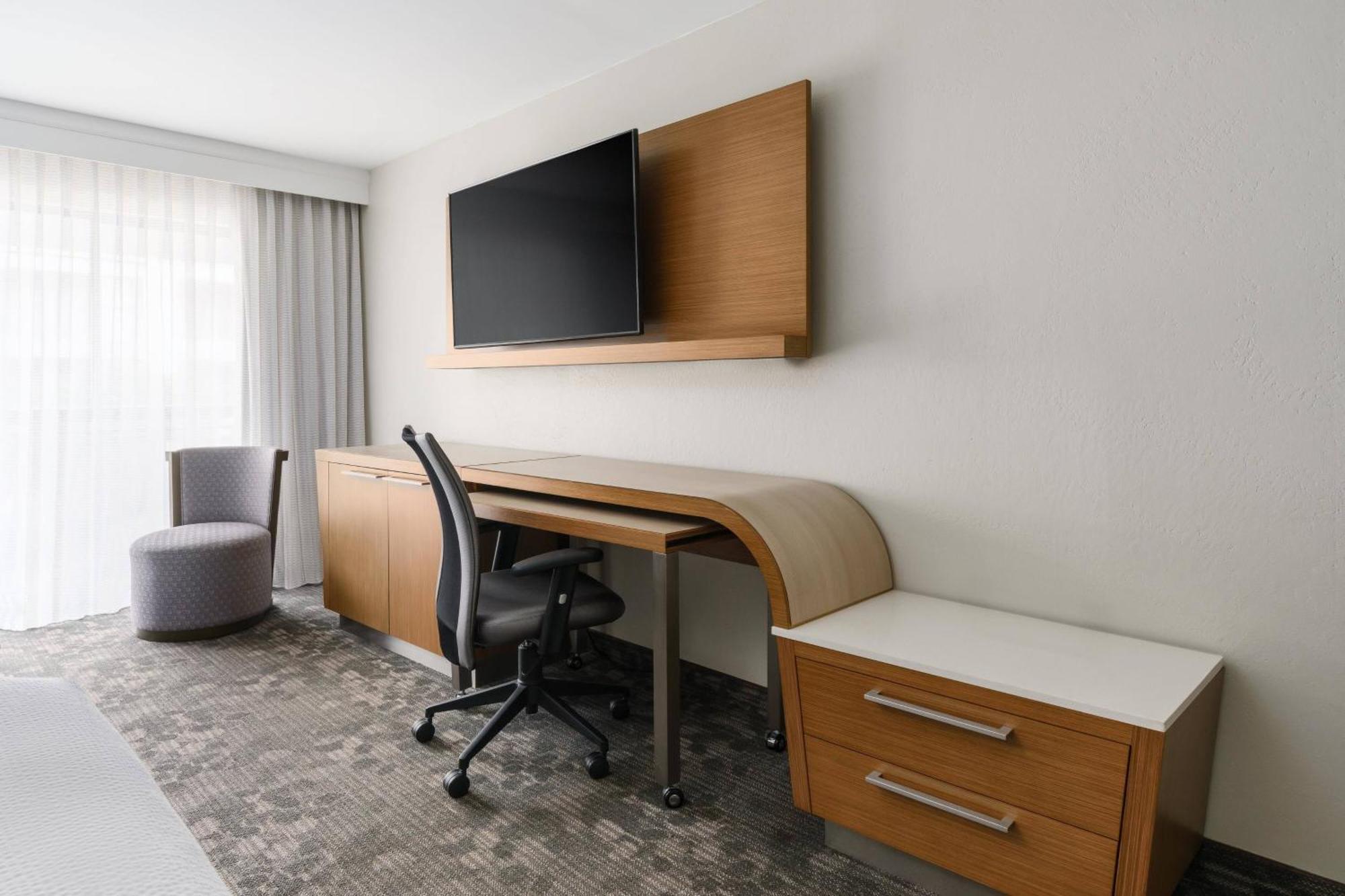 Courtyard By Marriott Orlando Lake Buena Vista At Vista Centre Ngoại thất bức ảnh