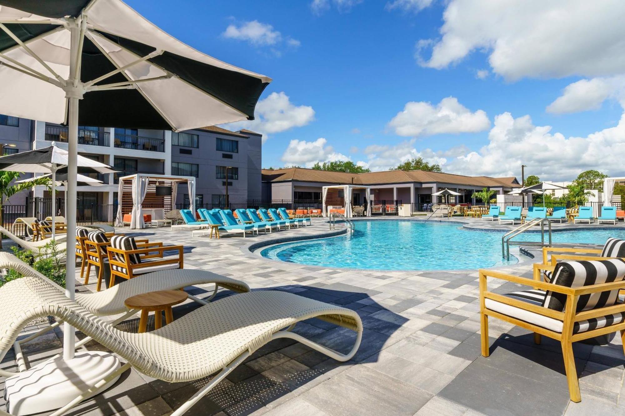 Courtyard By Marriott Orlando Lake Buena Vista At Vista Centre Ngoại thất bức ảnh