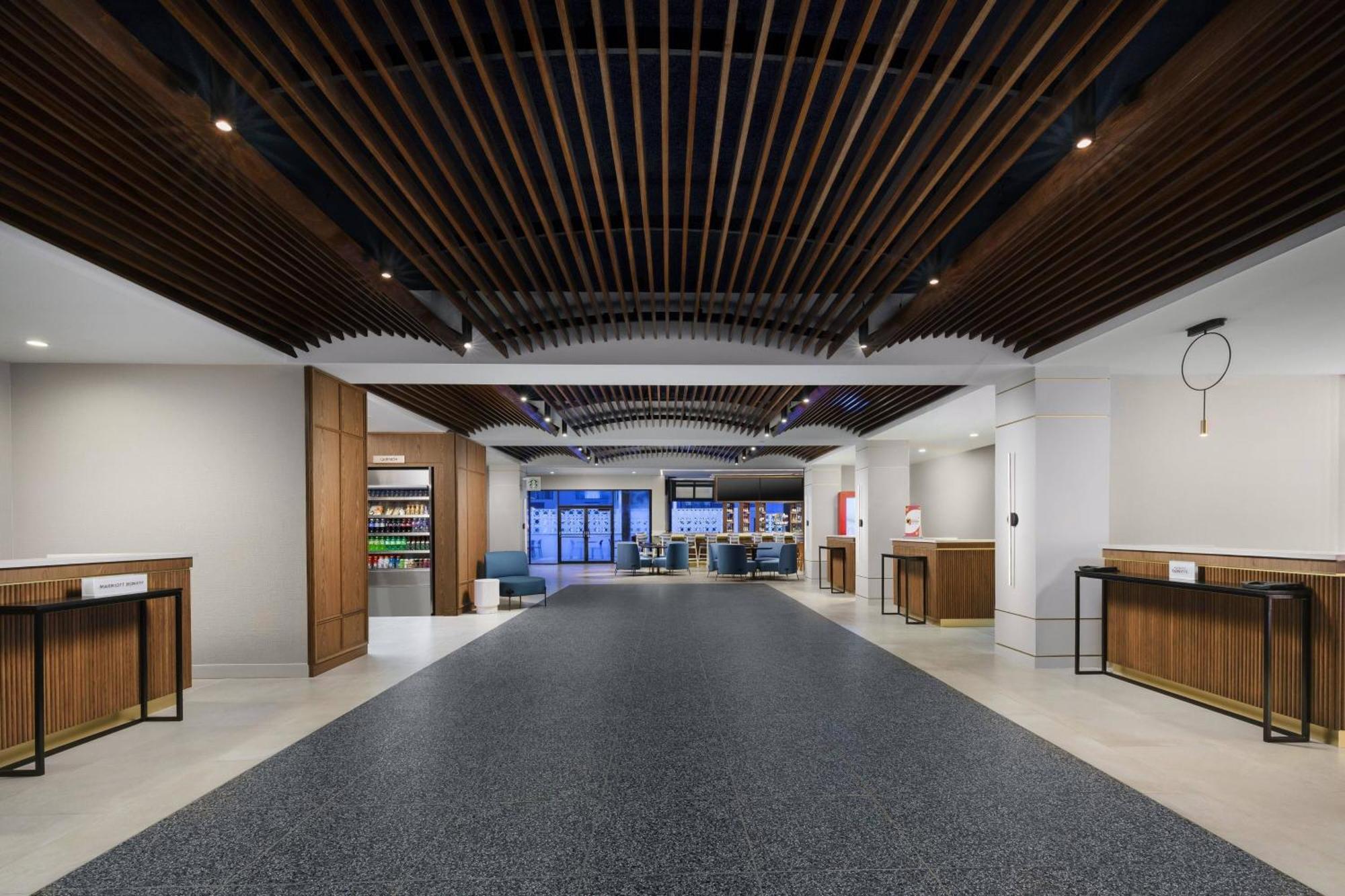 Courtyard By Marriott Orlando Lake Buena Vista At Vista Centre Ngoại thất bức ảnh